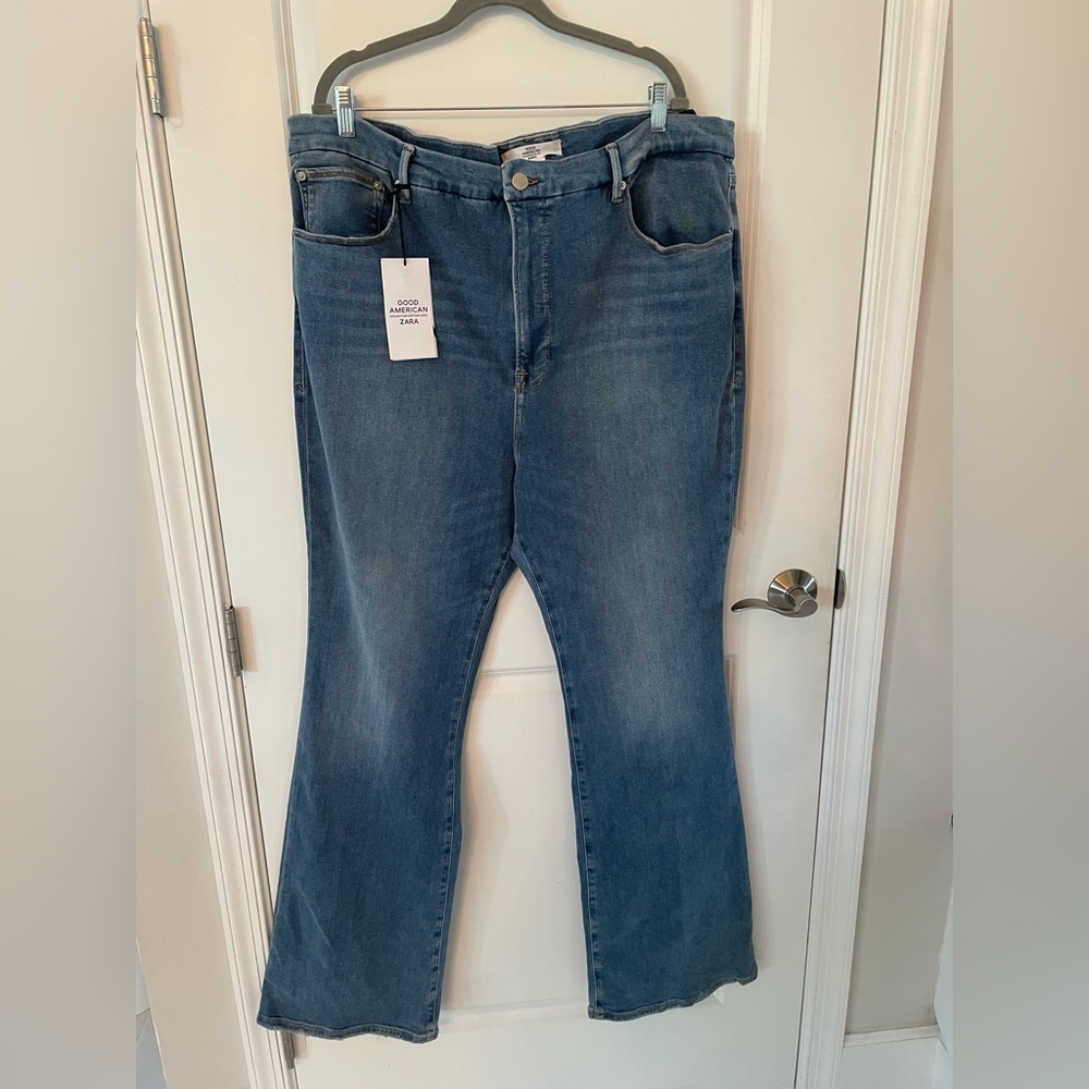 Good American Classic Boot Cut High-Rise Slim Fit Jeans. Plus size 26/58 NWT